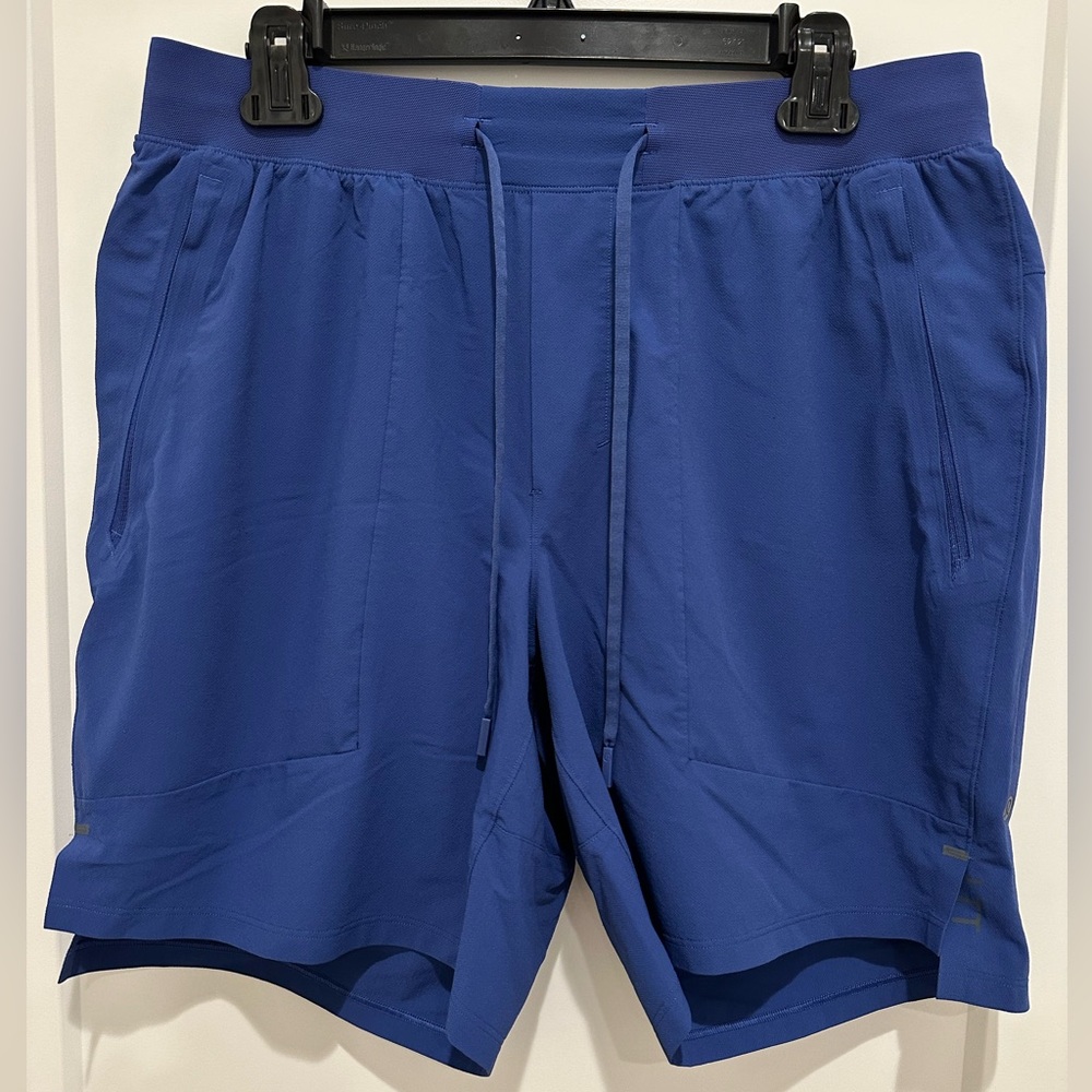 Men’s lululemon License to Train Linerless Short 7” - Large - Blue